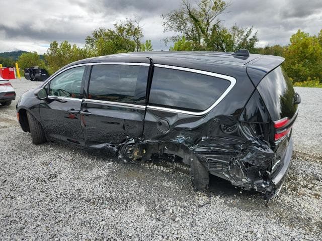 2024 CHRYSLER PACIFICA TOURING L 2