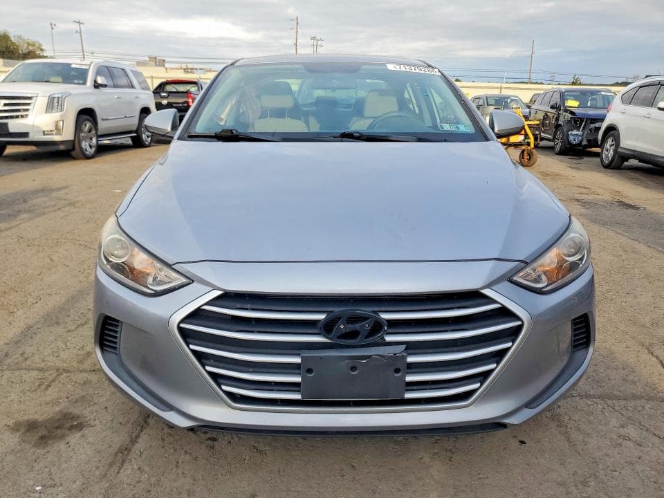 2017 HYUNDAI ELANTRA SE 5