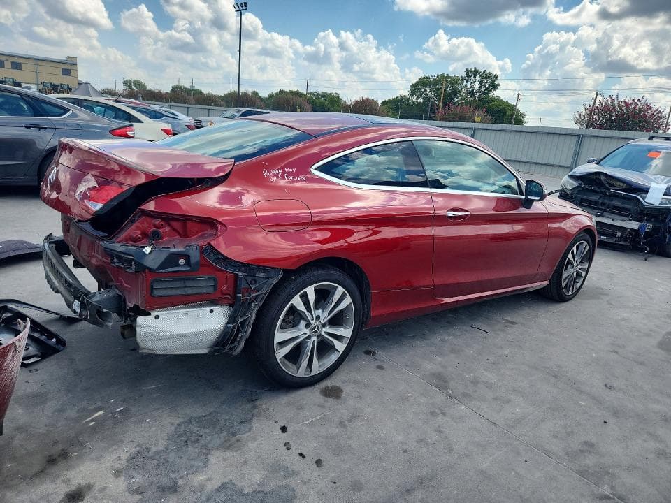 2017 MERCEDES-BENZ C 300 3