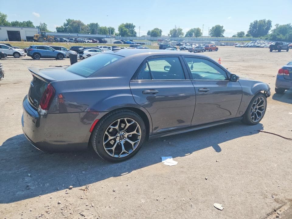 2018 CHRYSLER 300 S 3