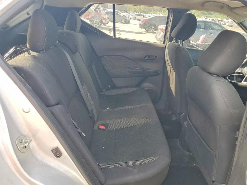 2020 NISSAN KICKS S 11