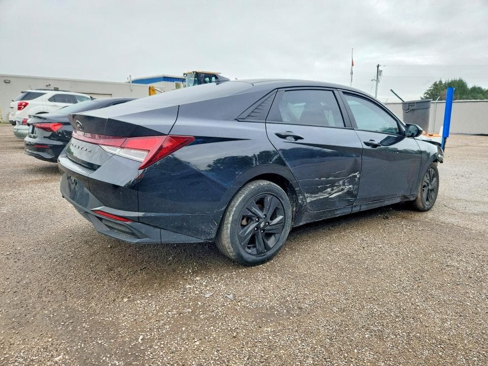 2022 HYUNDAI ELANTRA SEL 3