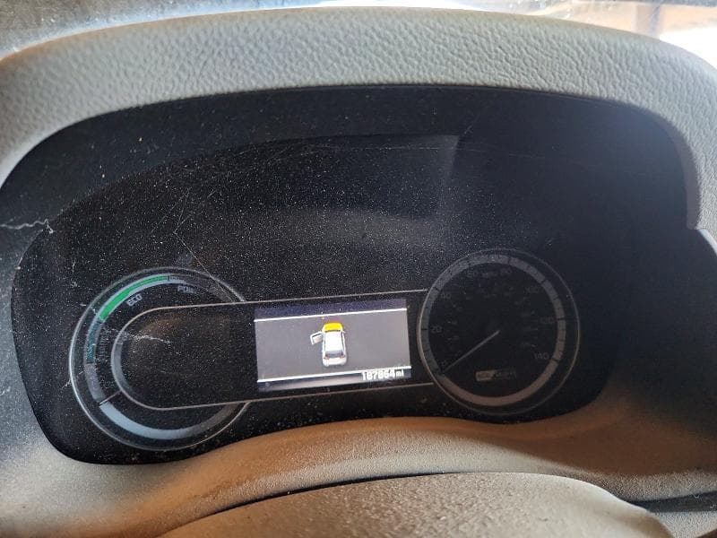 2018 KIA NIRO LX 9