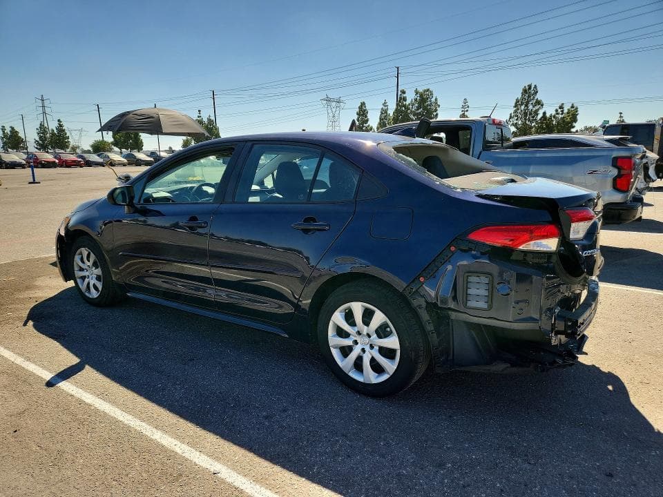 2022 TOYOTA COROLLA LE 2