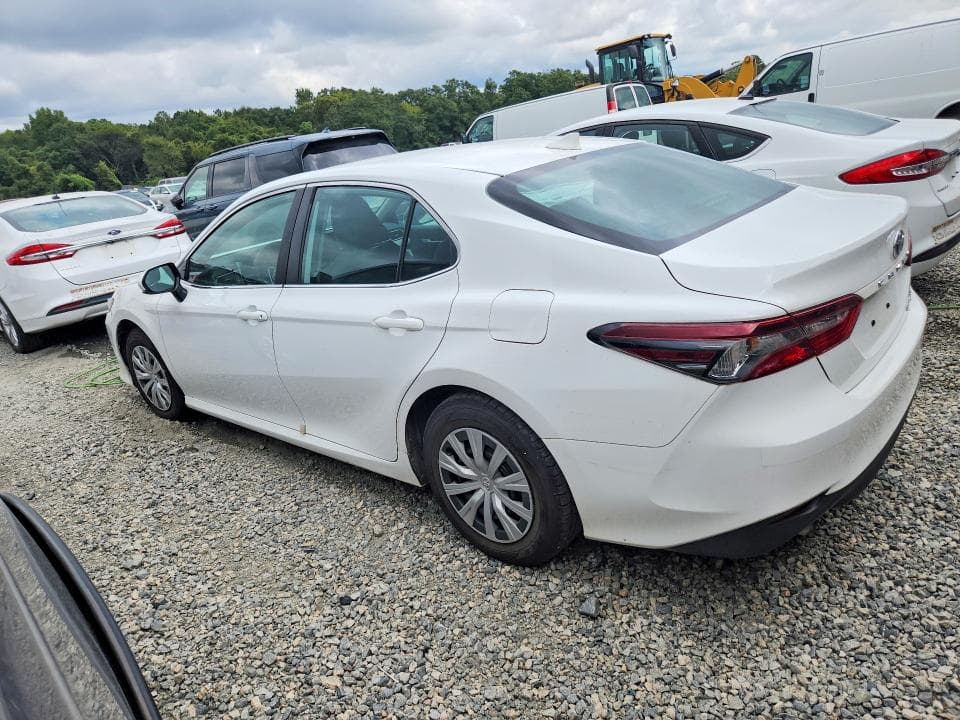 2024 TOYOTA CAMRY LE 2