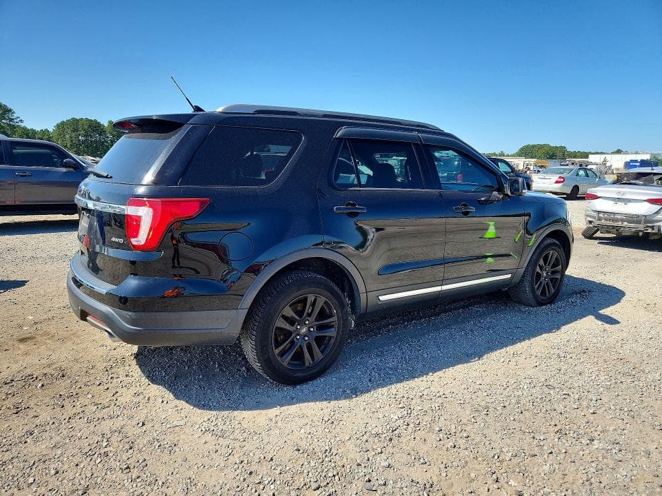 2018 FORD EXPLORER XLT 3
