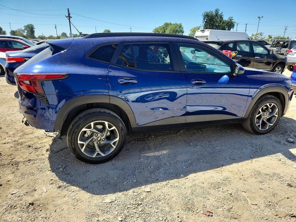 2024 CHEVROLET TRAX 1LT 3