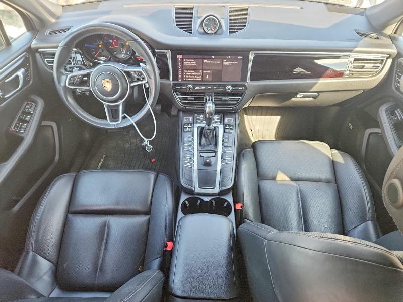2019 PORSCHE MACAN 8