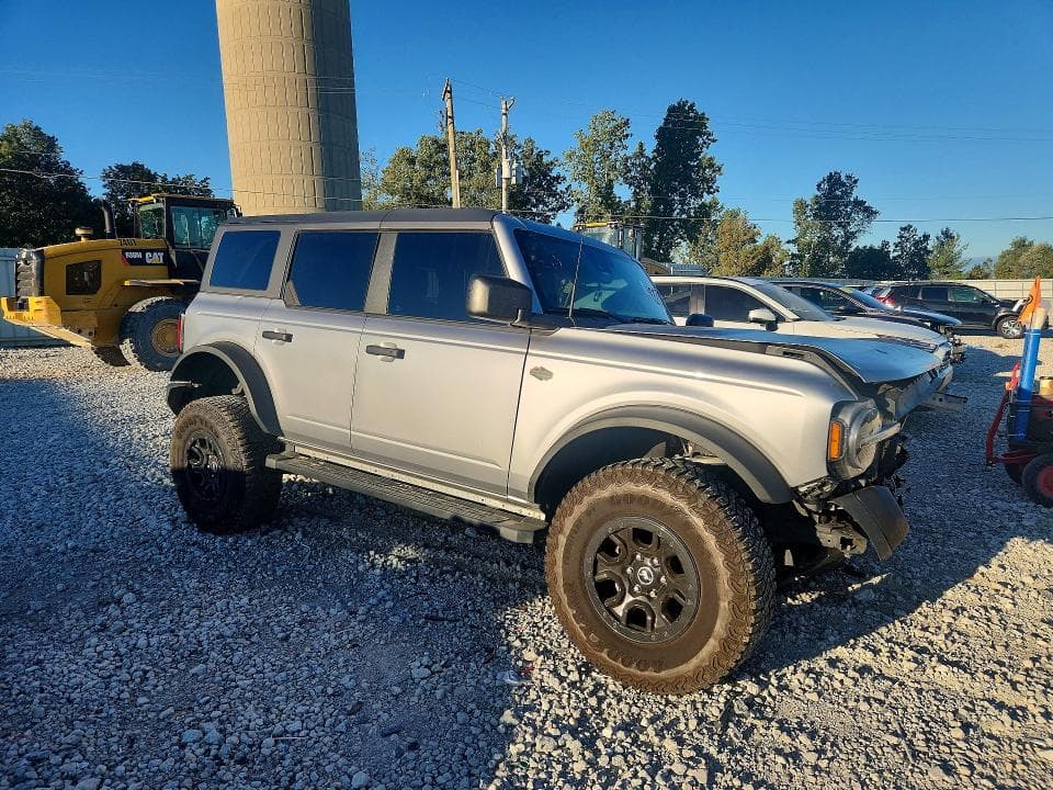2023 FORD BRONCO BASE 4
