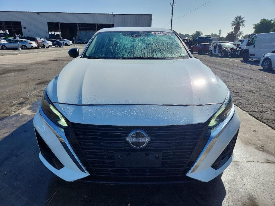 2025 NISSAN ALTIMA SV 5
