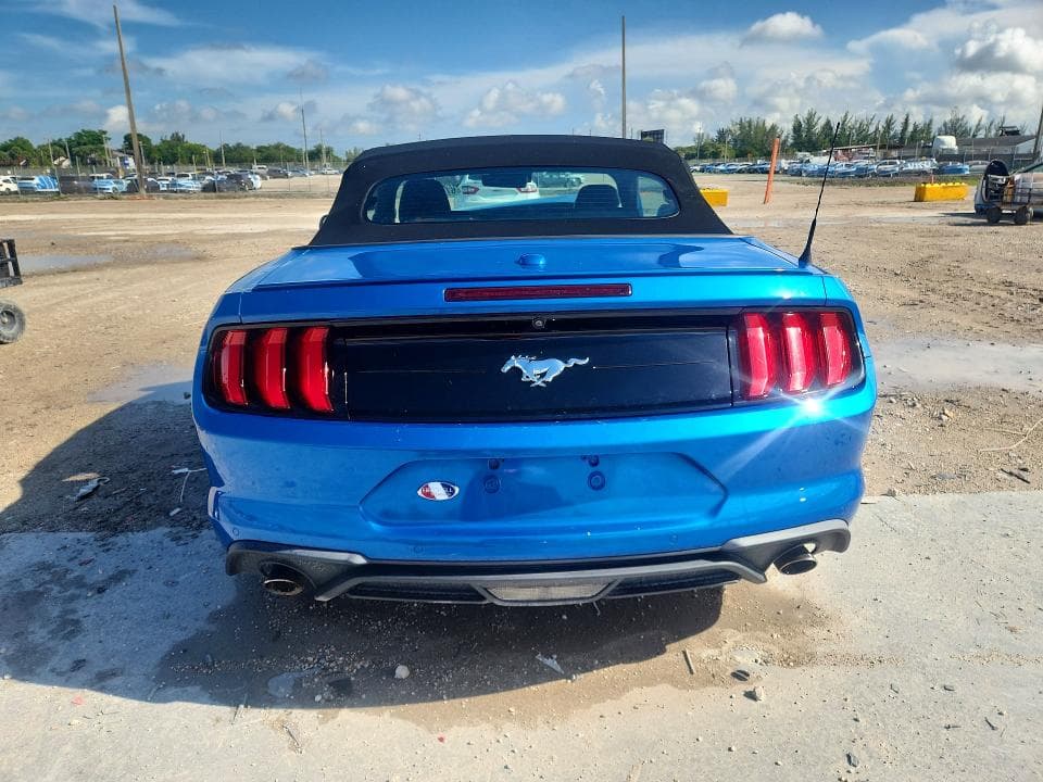 2021 FORD MUSTANG 6