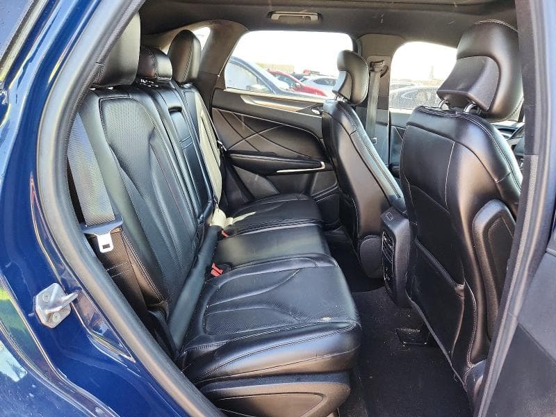 2019 LINCOLN MKC RESERVE 11