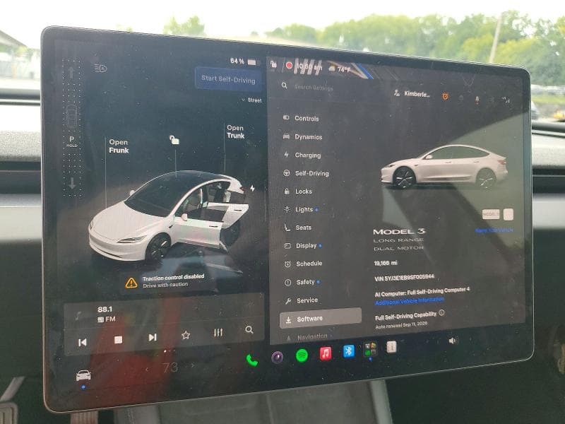 2025 TESLA MODEL 3 9