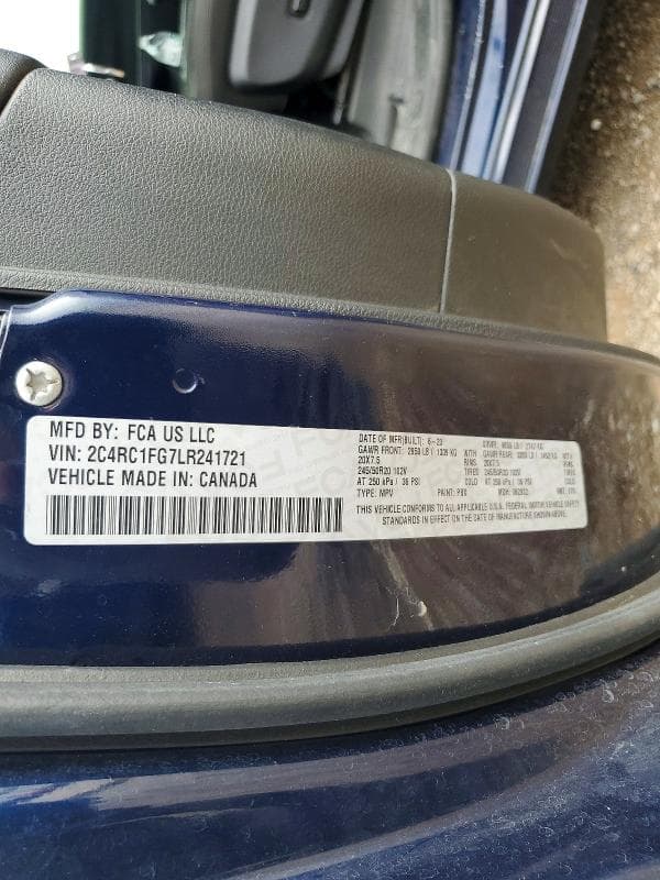 2020 CHRYSLER PACIFICA TOURING 12
