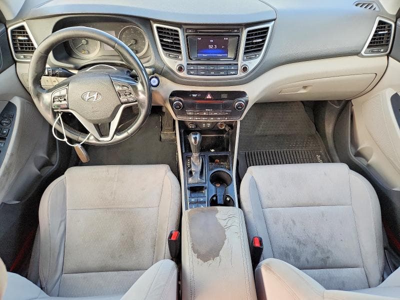 2017 HYUNDAI TUCSON VALUE 8