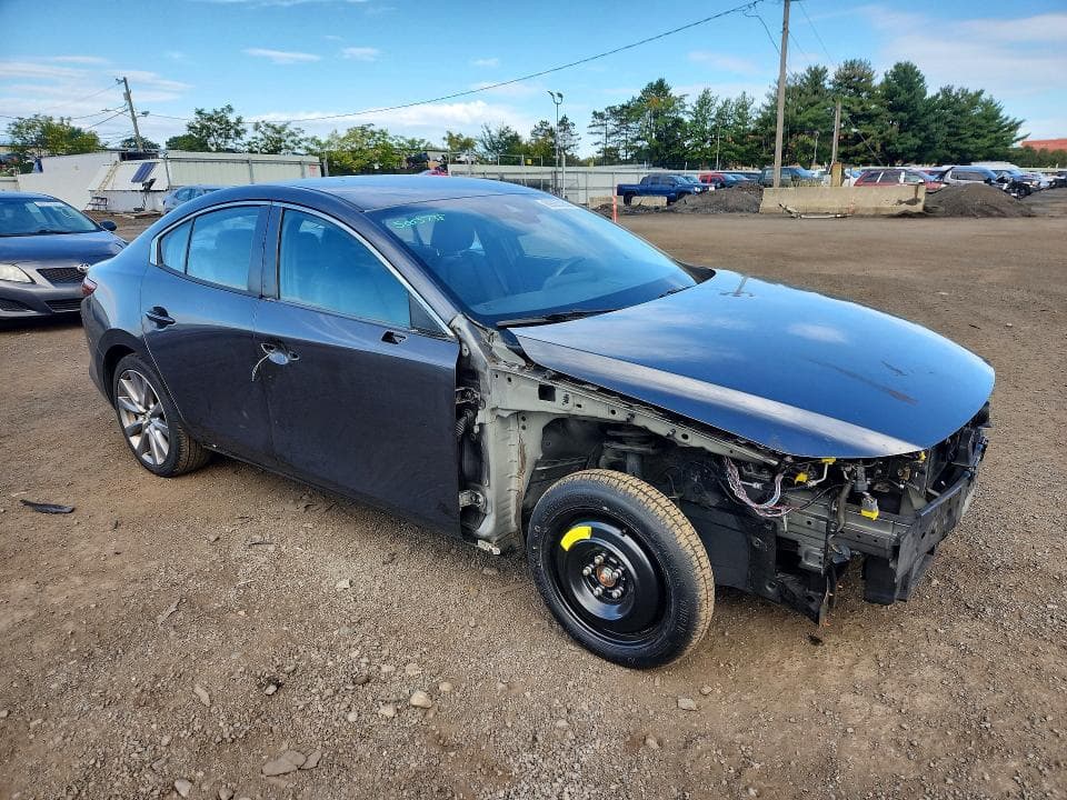 2019 MAZDA 3 PREFERRED PLUS 4