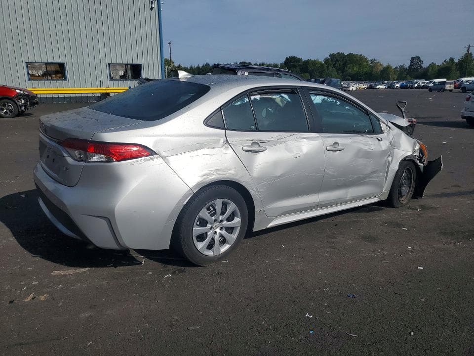 2022 TOYOTA COROLLA LE 3