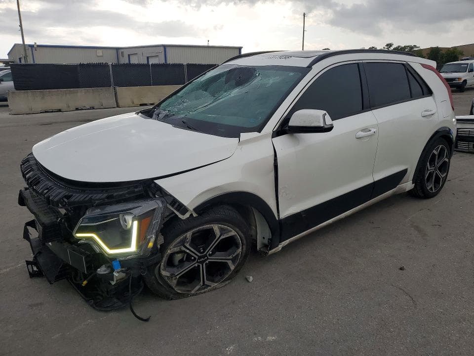 2023 KIA NIRO EX