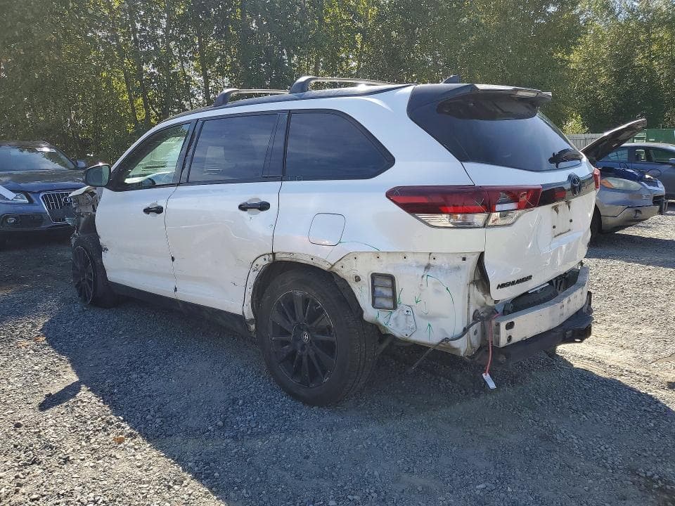2019 TOYOTA HIGHLANDER SE 2