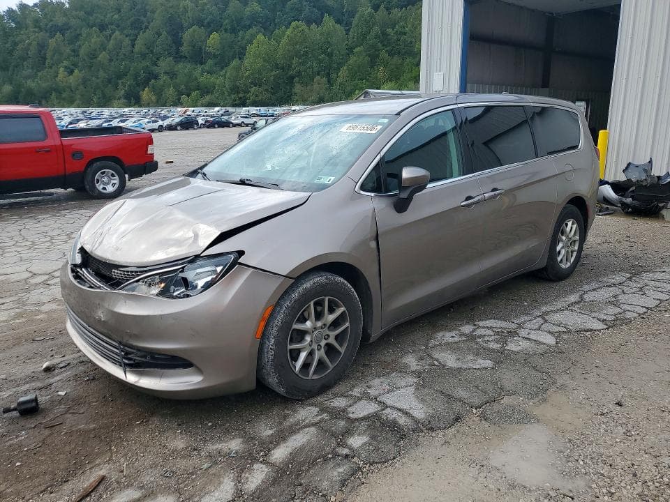 2017 CHRYSLER PACIFICA TOURING - 1