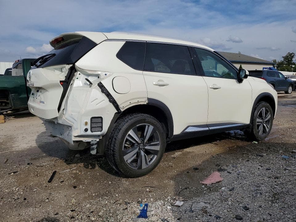 2021 NISSAN ROGUE PLATINUM 3