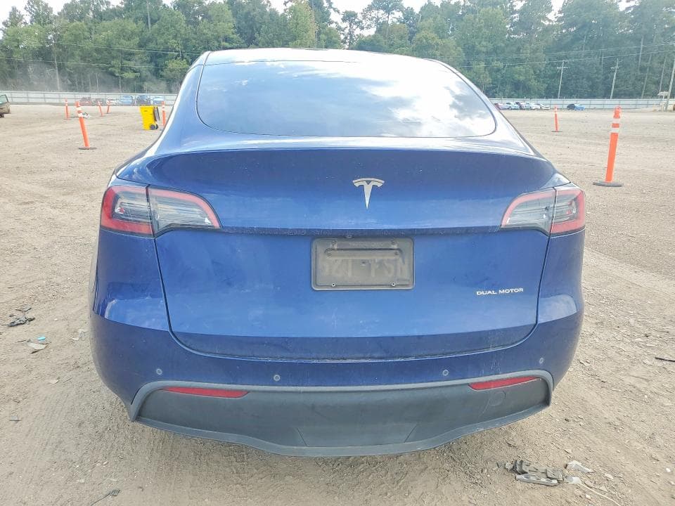 2022 TESLA MODEL Y 6