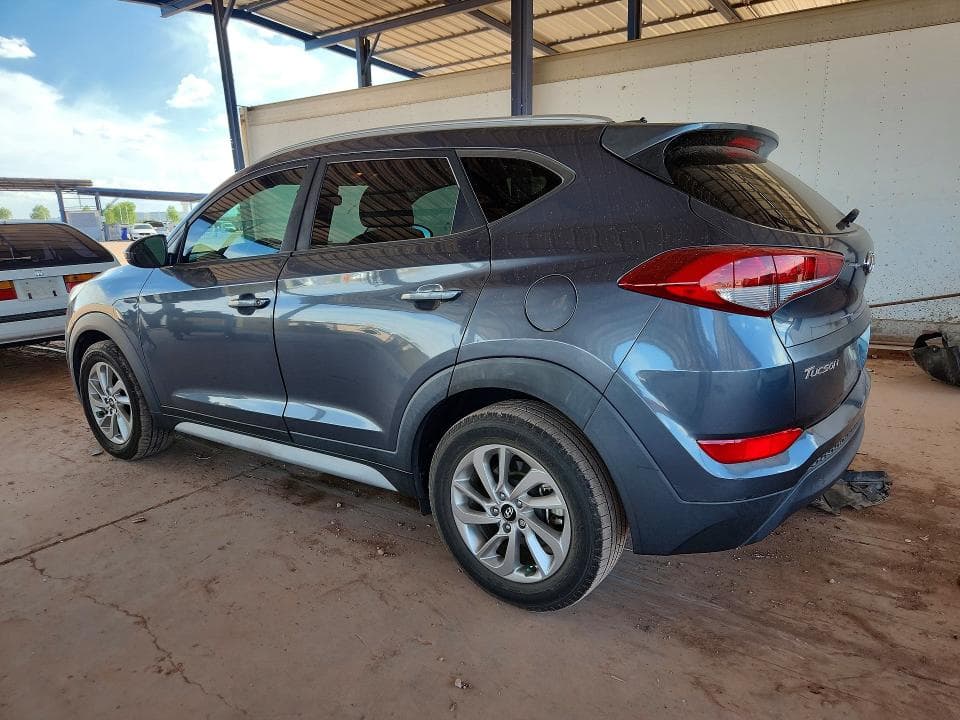 2017 HYUNDAI TUCSON SE 2