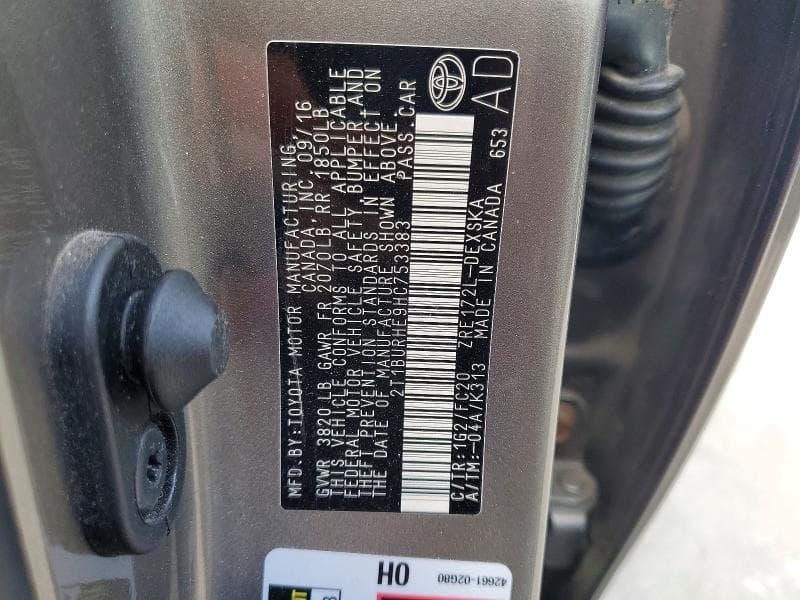 2017 TOYOTA COROLLA SE 13