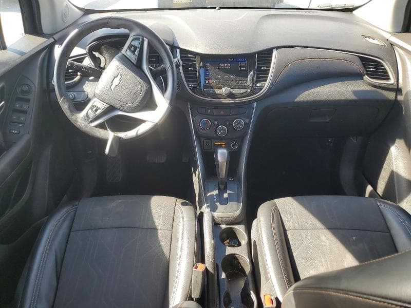 2020 CHEVROLET TRAX 1LT 8