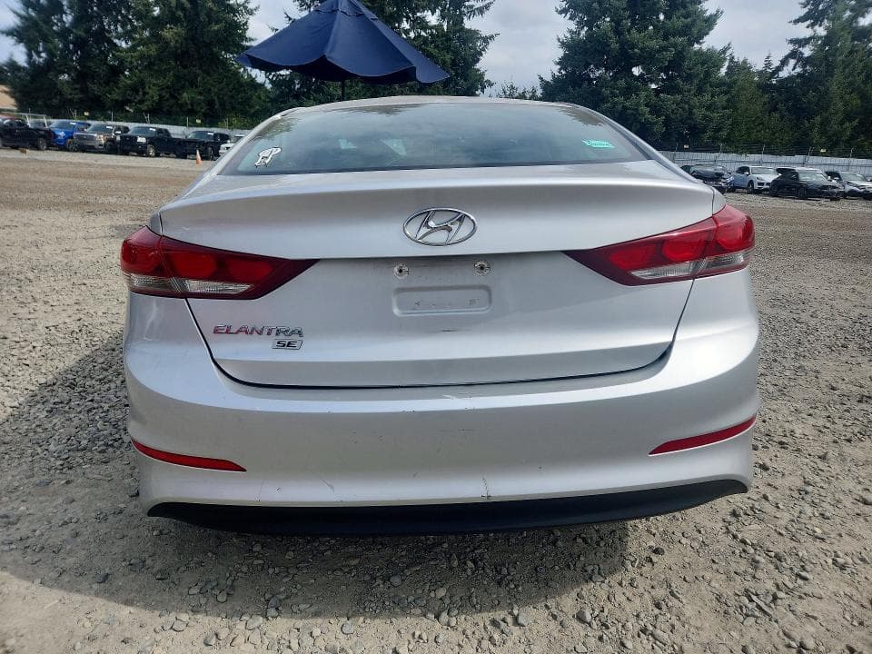 2018 HYUNDAI ELANTRA SE 6