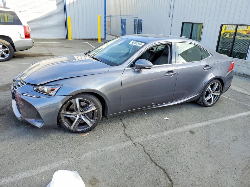 2018 LEXUS IS 300