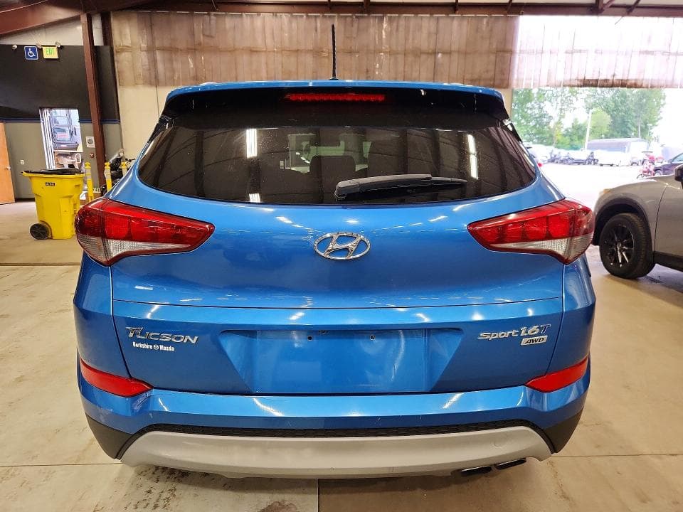 2017 HYUNDAI TUCSON SPORT 6