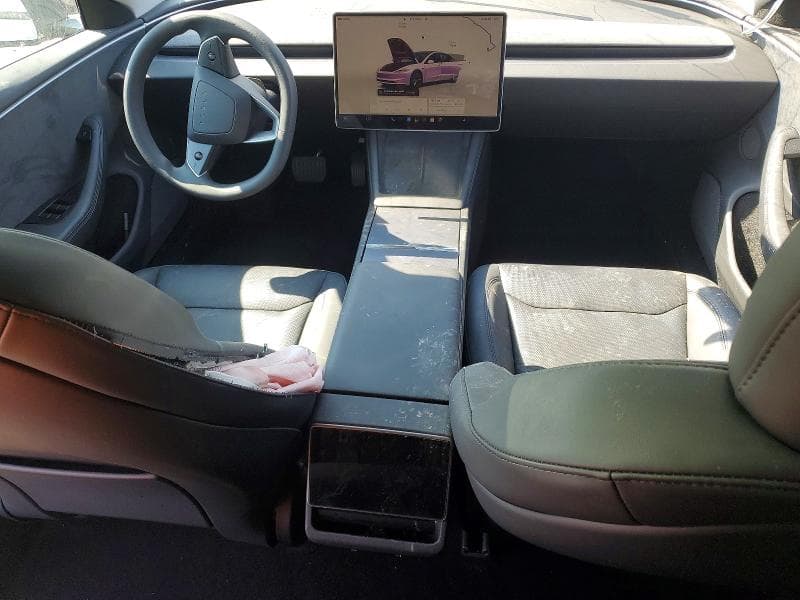 2024 TESLA MODEL 3 8