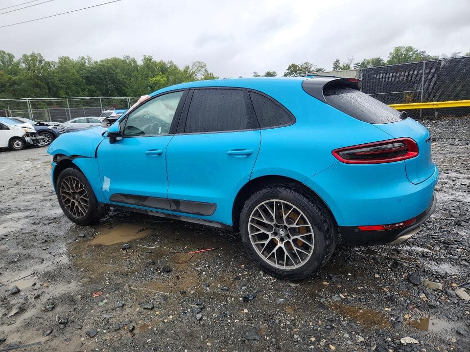 2018 PORSCHE MACAN 2