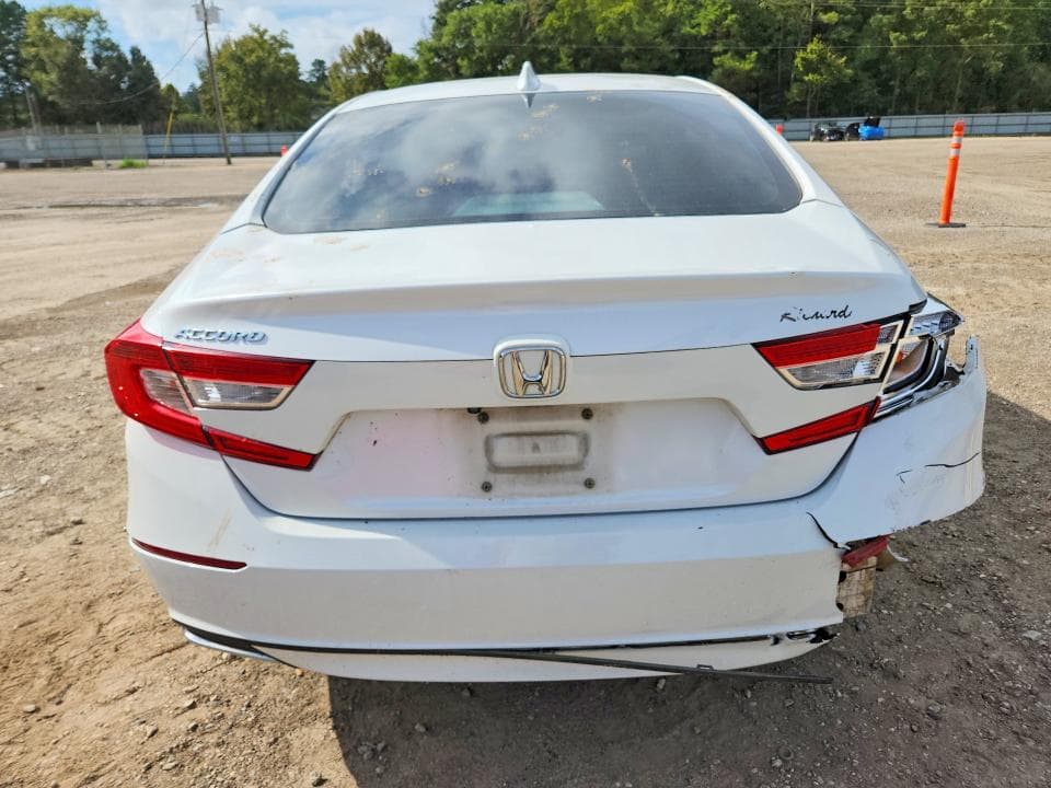 2020 HONDA ACCORD EX 6