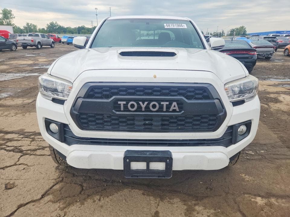 2017 TOYOTA TACOMA 5