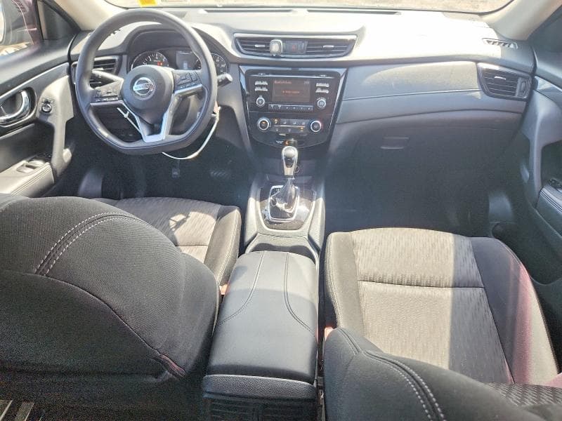 2017 NISSAN ROGUE S 8