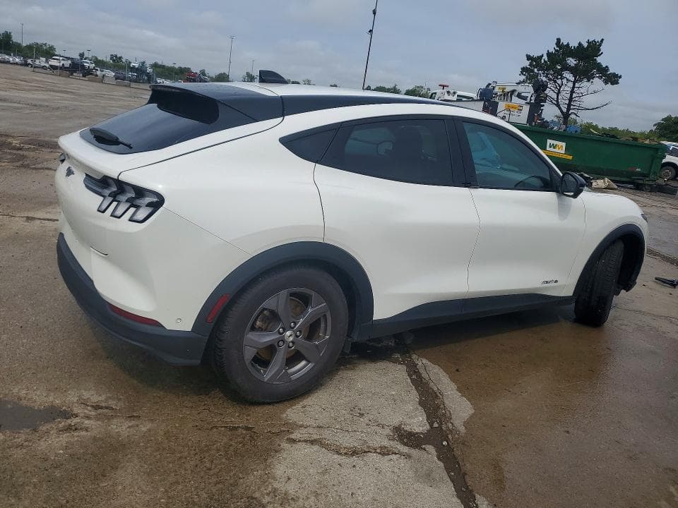 2023 FORD MUSTANG MACH-E SELECT 3