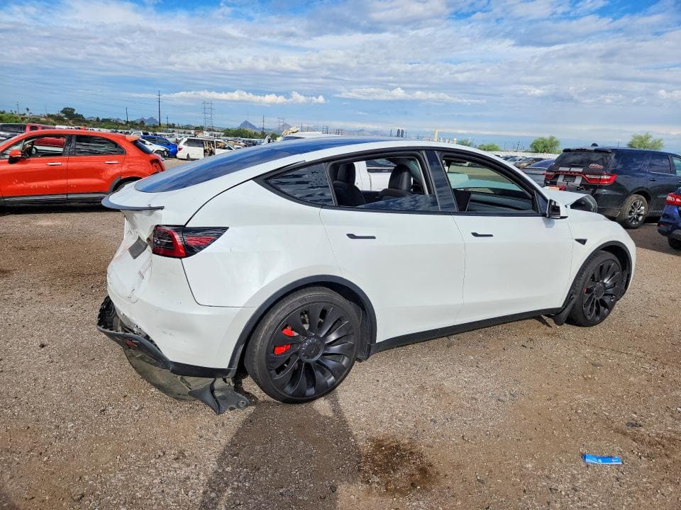 2023 TESLA MODEL Y 3