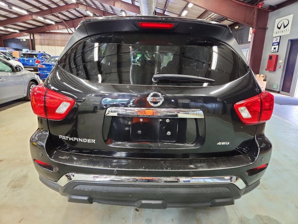 2019 NISSAN PATHFINDER S 6