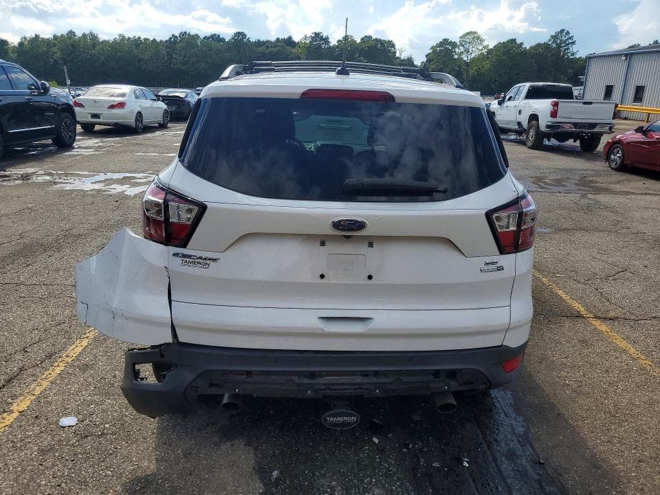2017 FORD ESCAPE SE 6