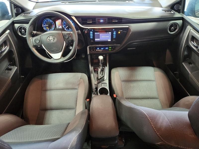 2017 TOYOTA COROLLA LE 8