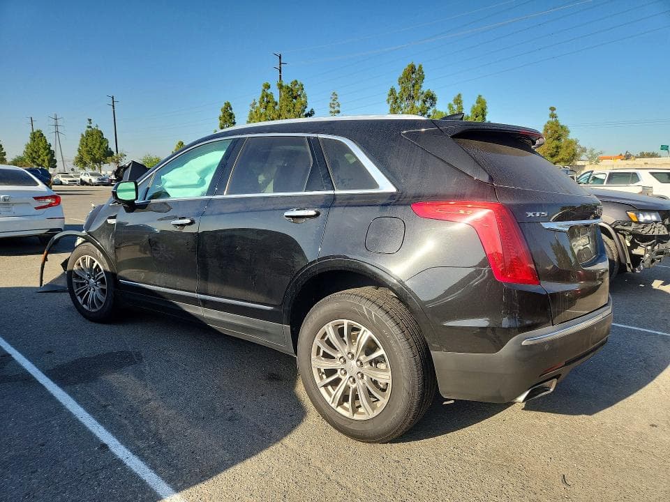 2017 CADILLAC XT5 LUXURY 2