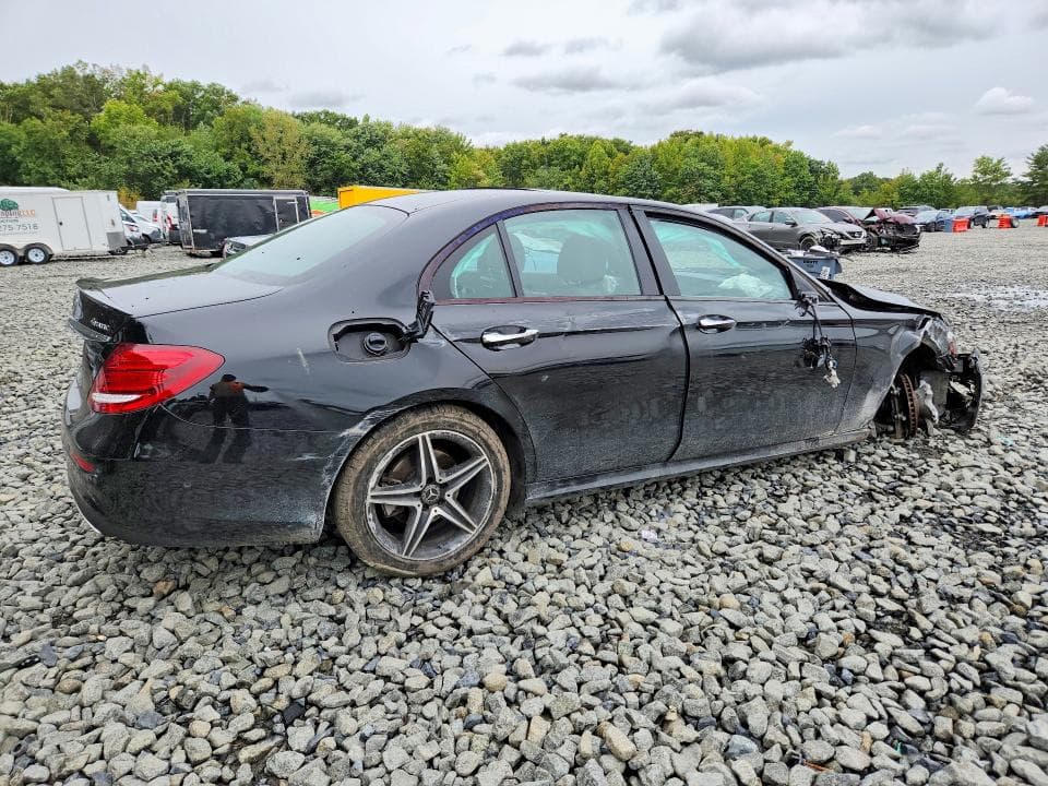 2018 MERCEDES-BENZ E 300 4MATIC 3