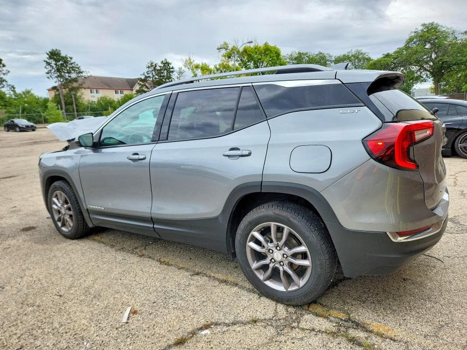 2023 GMC TERRAIN SLT 2