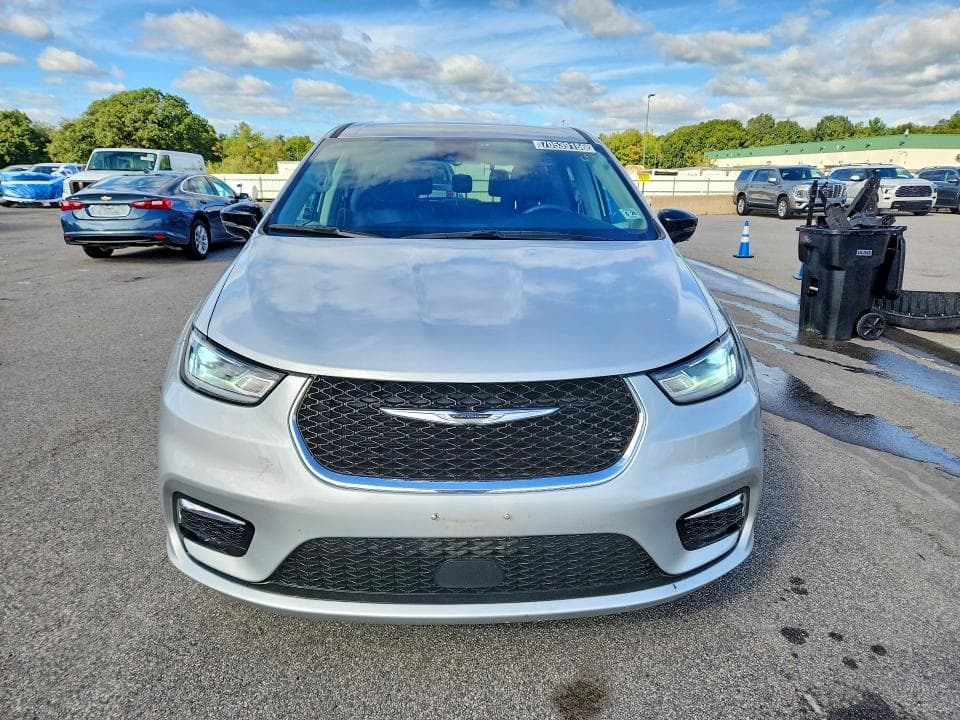 2024 CHRYSLER PACIFICA TOURING L 5