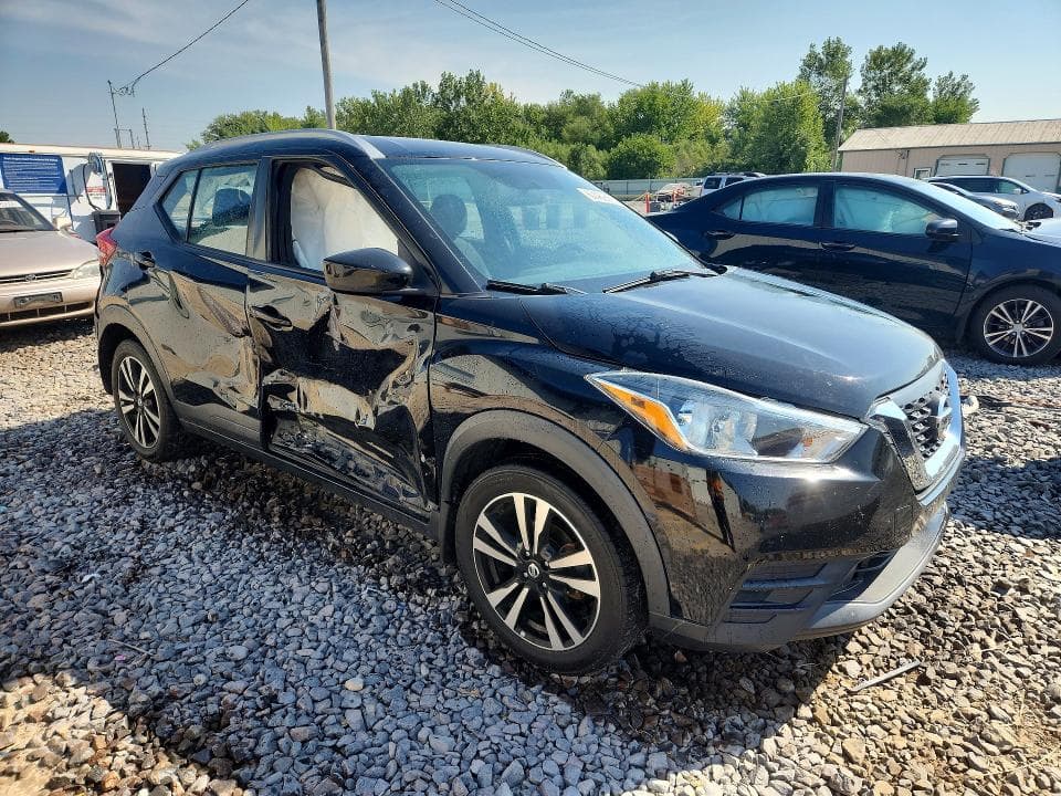 2018 NISSAN KICKS SV 4