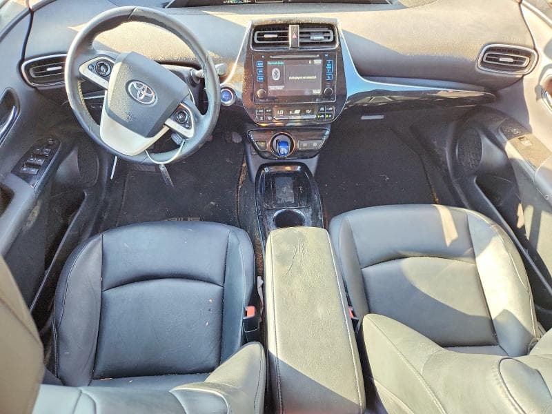2017 TOYOTA PRIUS FOUR 8