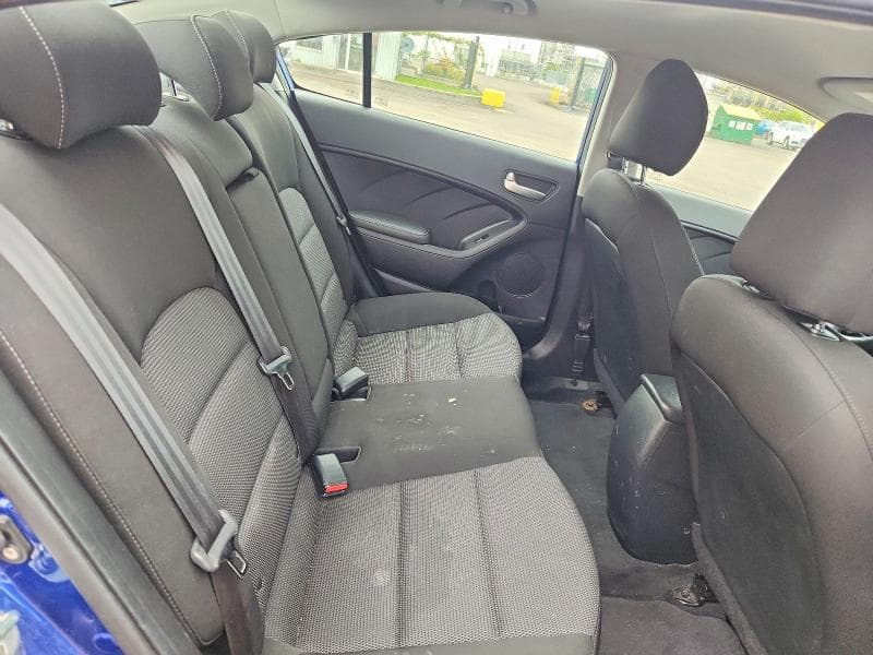2017 KIA FORTE LX 10