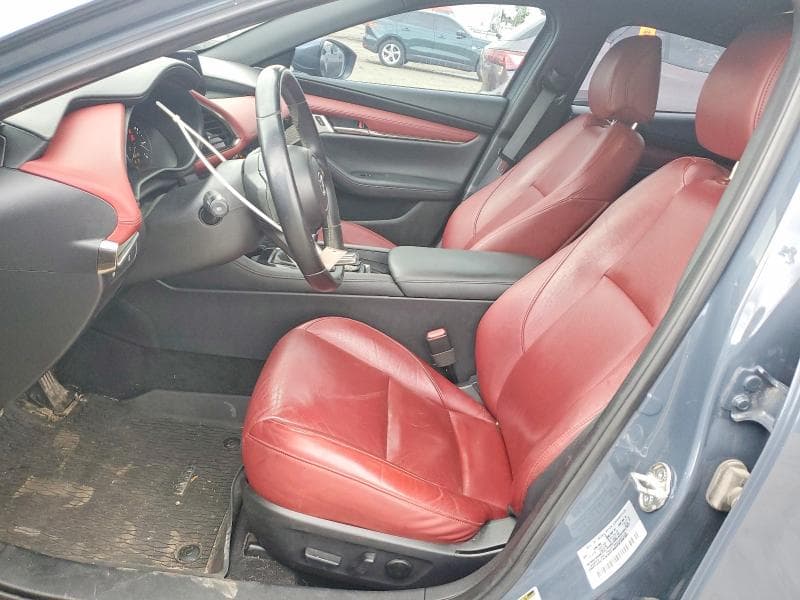 2020 MAZDA 3 PREMIUM 7